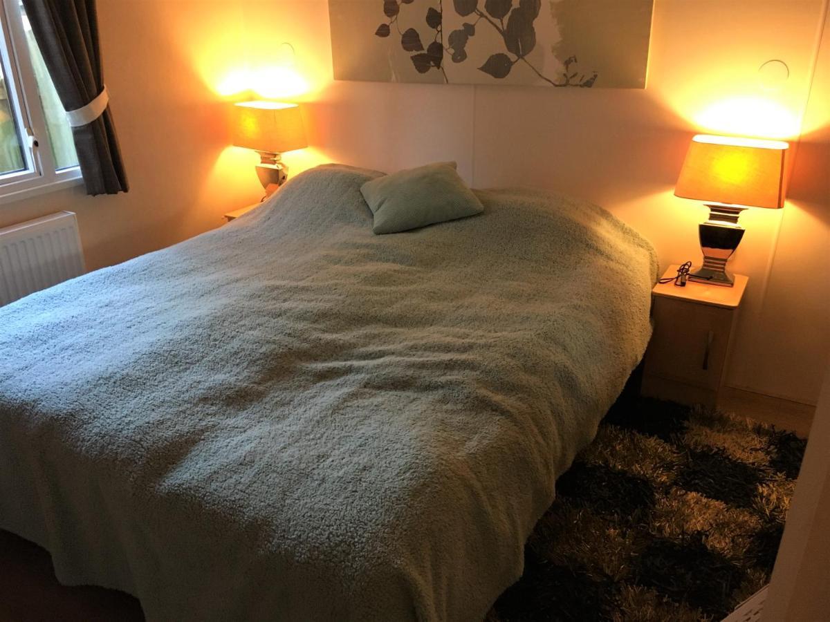 Prachtige Luxe Chalet Op De Veluwe Nabij Hoenderloo Eksteriør billede